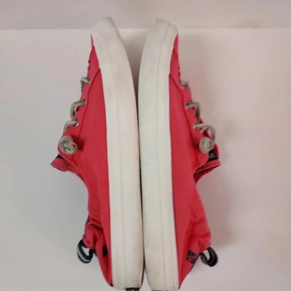 Sperry Women’s Crest Ebb Raspberry Canvas Lace Up Sneakers in Size 7.5M